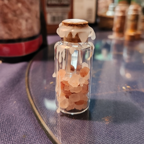 Super Full Blue Moon Reiki Quartz Crystal Spell Jar for Balancing and Grounding - Picture 5 of 11